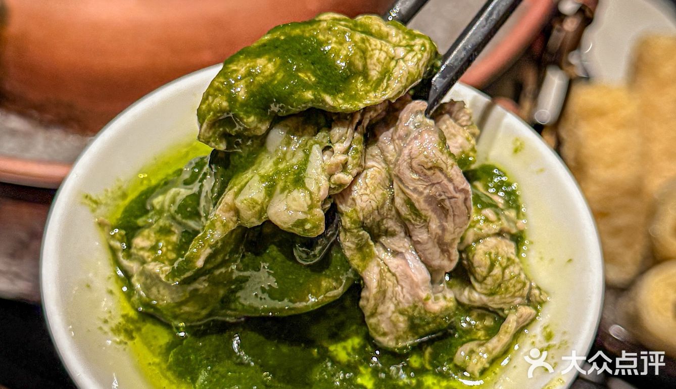 国潮大片级火锅店空降杭州滨江樱花里……