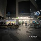 shake shack 加班狗首选,营业到晚上22点