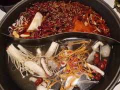 -瓜西西重庆火锅(花溪店)