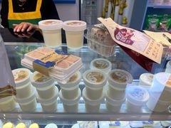 -正飞鲜奶(吐鲁番路店)