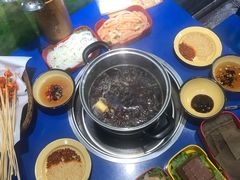 -马路边边·成都串串(翠柏路店)
