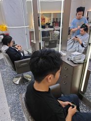-苏豪路易士·嘉玛发廊