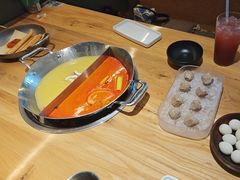 -黔边炉·贵州酸汤牛肉火锅(五江天街店)