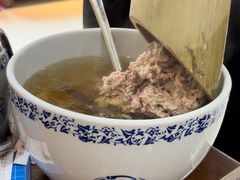 -胡须哥网红竹筒菜