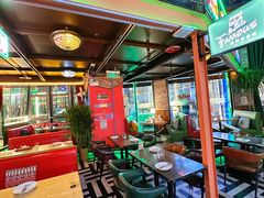 -Famous肥猫墨西哥音乐餐吧(五棵松华熙LIVE店)