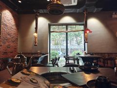 -香猪坊韩国烤肉专属门店(魏公村店)