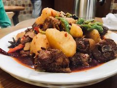 -怡妮新疆风味餐厅(东江湾路店)
