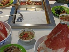 -新艺自助美食城(中山路店)