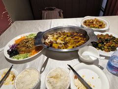 -鑫巴蜀小镇 · 水煮鱼专研店(玉桥店)