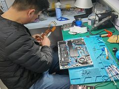 -华硕电脑ROG玩家国度·售后维修中心(虹桥天街店)