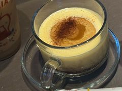 -Bánh Mì Huynh Hoa