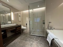 -广州中心皇冠假日酒店