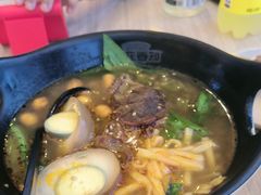 -桂在香知桂林米粉(红博中央公园店)