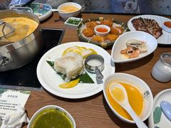 -樾餐厅泰式海鲜火锅(民歌湖店)