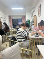 -尤米一站式美甲美睫