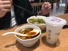 -皇城坝小吃(科华成都王府井购物中心店)