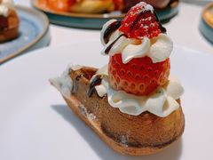 草莓忌廉华夫饼-BE BRIGHT KITCHEN(正佳广场店)