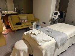 -JNK皮肤管理中心