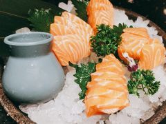 三文鱼生鱼片-德川家日本料理(中关村寰太大厦店)
