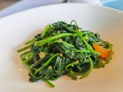蒜蓉番薯叶-梧桐北京烤鸭·铜锅涮肉(海岸城店)