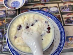 -广信牛奶甜品世家(台东店)