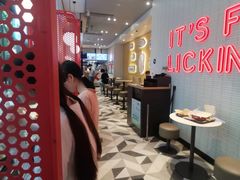 大堂-肯德基(杭州柳浪闻莺店)