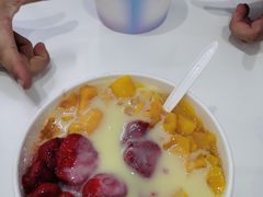 -美肴冰品·汉堡·牛腩饭(总店)