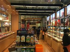 -来伊份(我格广场武宁路店)