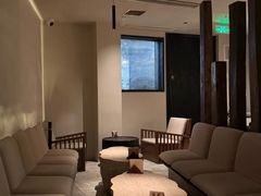 -Hideout Hookah Lounge·隐觅地