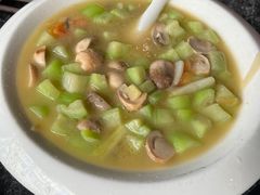 丝瓜烧草菇-泉味道贵州厨房(三里河店)