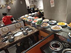 -钱小主·自助回旋烤肉火锅餐厅(东方新天地店)
