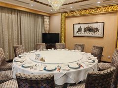 -汗腾格里·风味餐厅(新疆驻京办店)