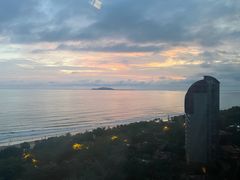 -三亚湾海居铂尔曼度假酒店