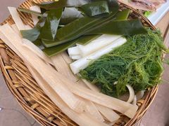 -楠柏弯休闲山庄(梨花溪店)