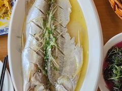 -品鲜村农家菜·阳澄湖大闸蟹(总店)