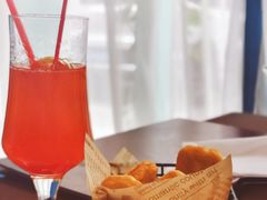 -悦享绿山墙西餐厅