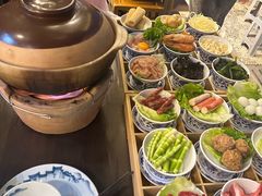 -聚汇三少·龙虾·中餐厅(莫邪路新天地店)