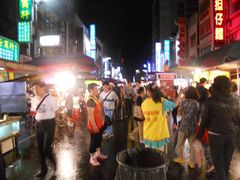 -六合夜市