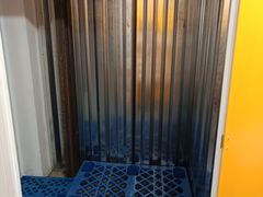 -安东易迷你自助仓储寄存仓库(顾戴路店)
