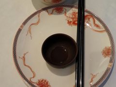 餐具摆设-稻香酒家·34年老字号·港式粤菜(侨光店)