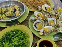 炭烧蒜蓉生蚝-贞姨美食·老字号海鲜大排档