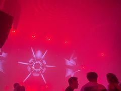 -简奥斯汀·赫本酒吧