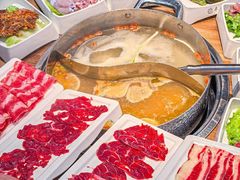 -来龍儿鲜切牛肉自助老火锅