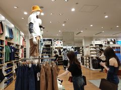-优衣库(深圳万象天地旗舰店)