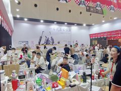 -东浩兰生上海世博展览馆