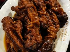 腐皮凤爪-松發肉骨茶(牛车水店)