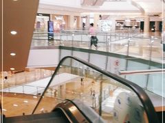 -冰纷万象滑冰场(深圳万象城店)