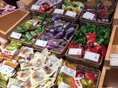 -来伊份(龙之梦长宁店)