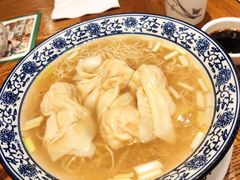 鲜虾云吞面-彩蝶谷美食廊·粤式经典南番顺·铁板烧烤泰风味(广州长隆酒店)