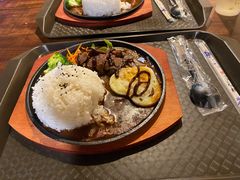 -老昆明网红小吃城(景星恒隆百货店)